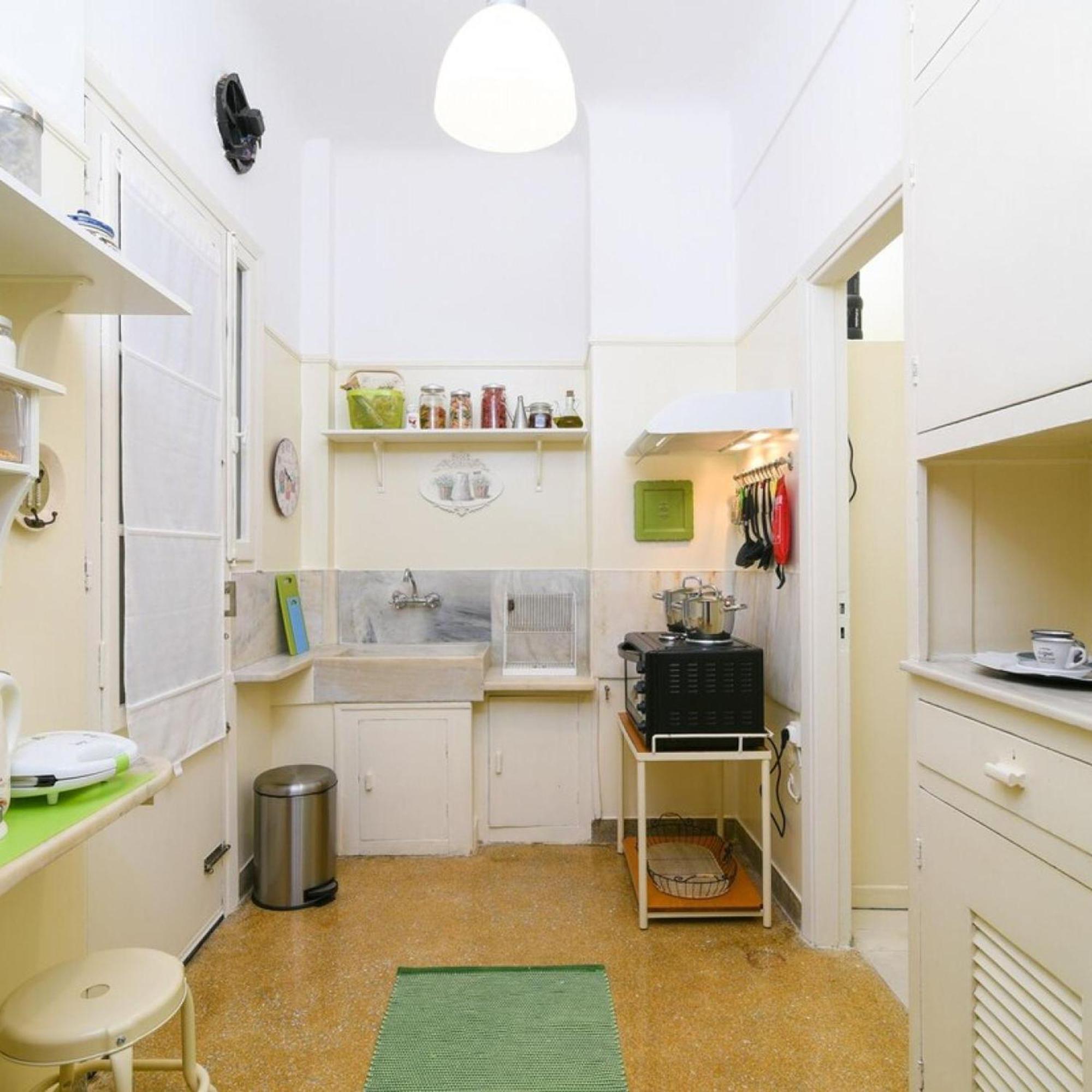 Classy Apartment In The Heart Of เอเธนส์ ภายนอก รูปภาพ