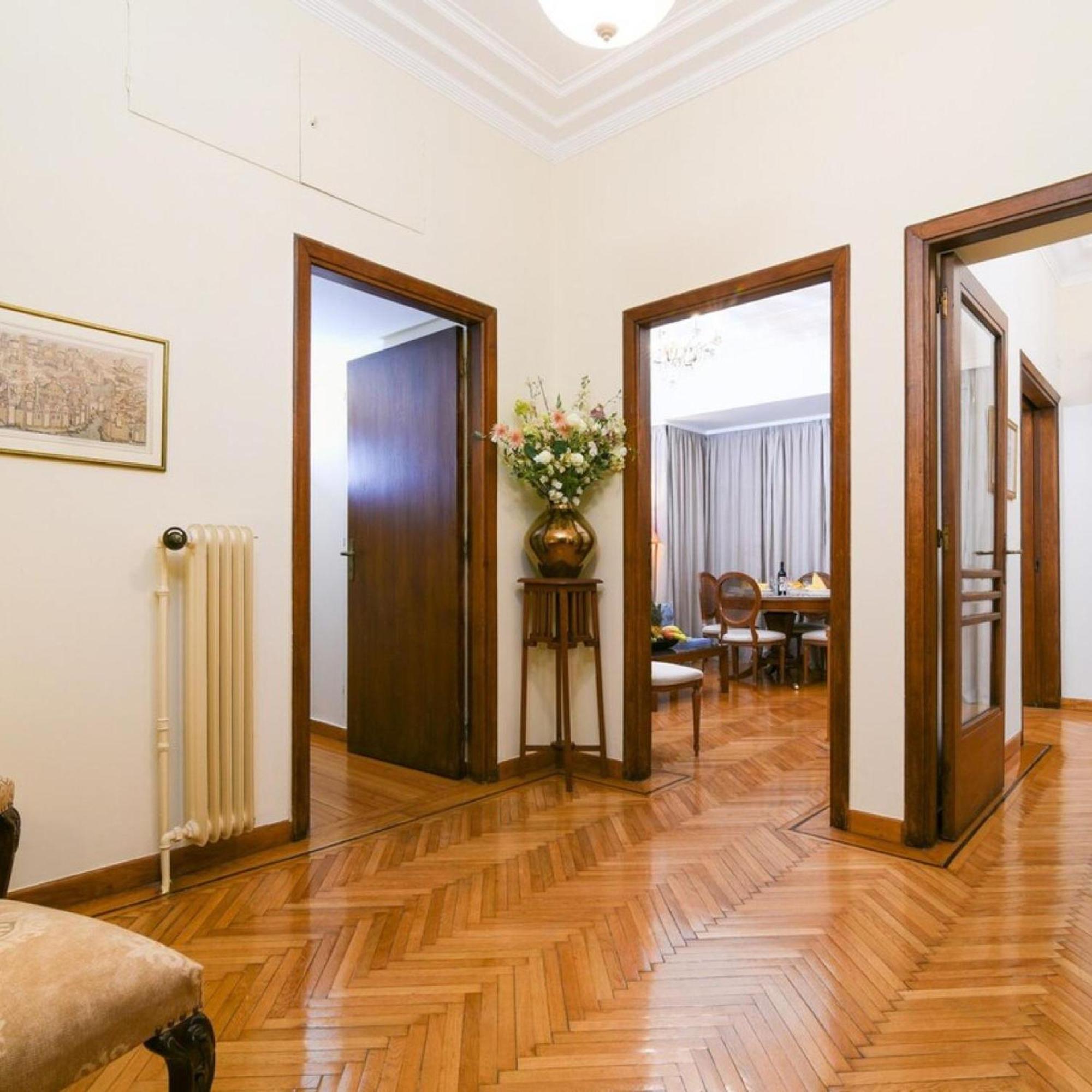 Classy Apartment In The Heart Of เอเธนส์ ภายนอก รูปภาพ